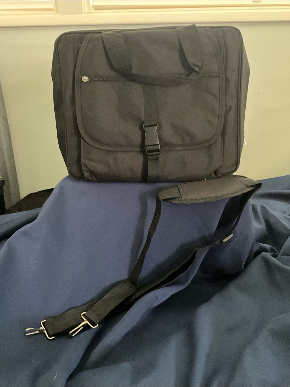 Black Men's Messenger/computer Shoulder Bag - Durable Everyday Carry